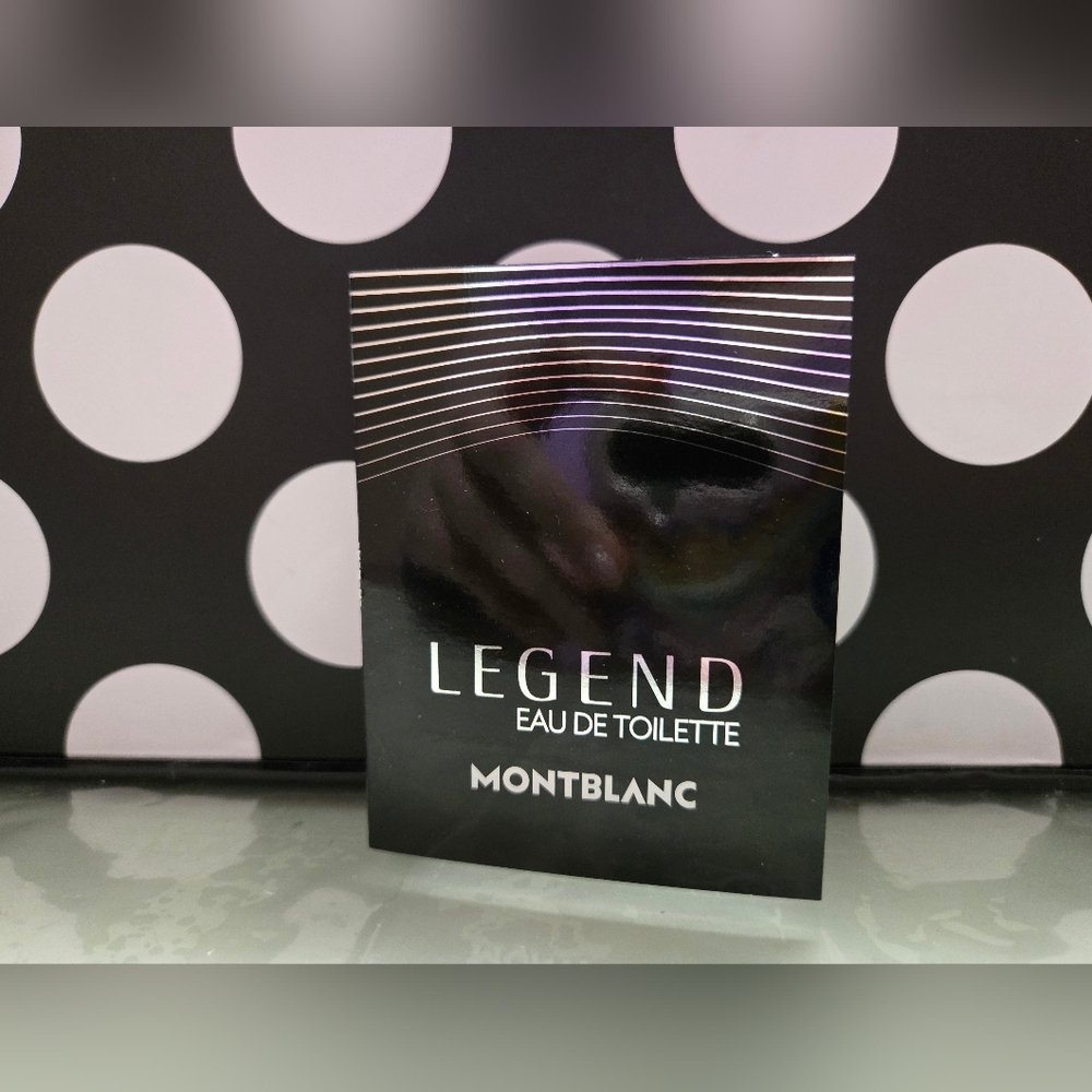 5/$25✨️MontBlanc Legend EDP Sample✨️